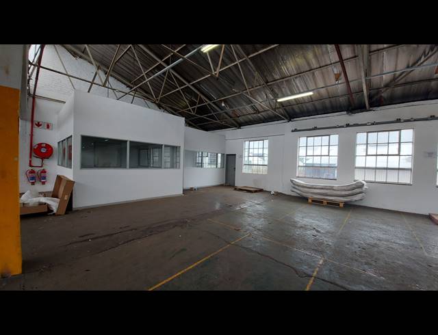 3,876M² FACTORY TO LET IN ALRODE